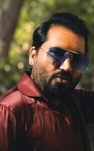 रामलीला के मंच से फिल्मी दुनिया तक पहुंचे अमित मिश्रा, छोटे किरदारों से बनाई अभिनय की बड़ी पहचान